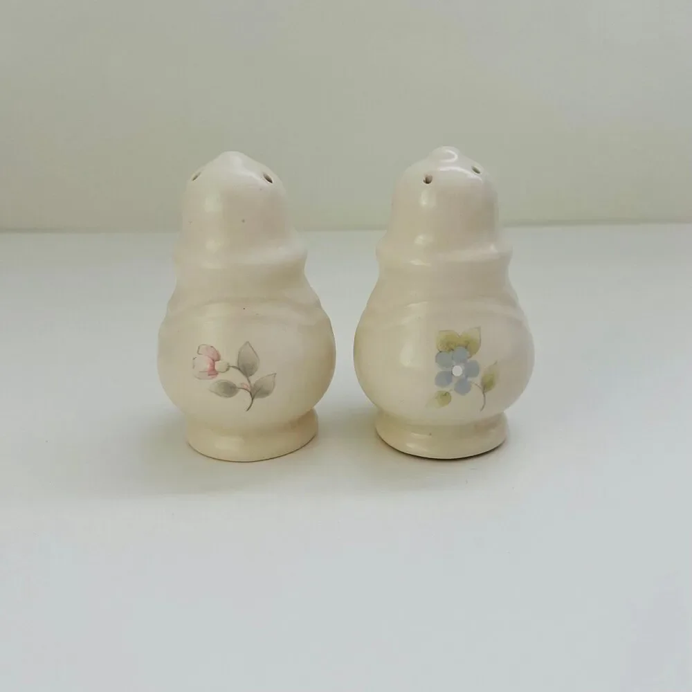 PFALTZGRAFF Stoneware Tea Rose Salt & Pepper Shakers Set
